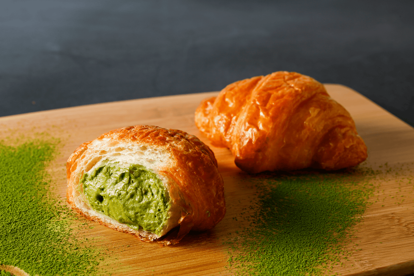 蔵家 クリームクロワッサン6個&はちみつロールケーキ2本セット